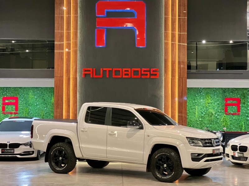 AMAROK 3.0 V6 TDI HIGHLINE CD DIESEL 4MOTION AUTOMÁTICO