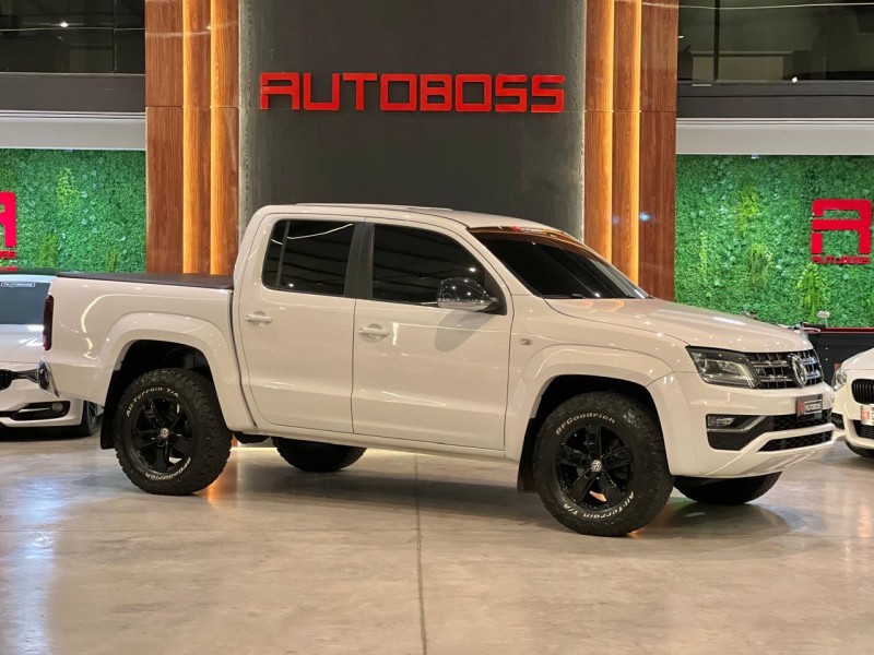 AMAROK 3.0 V6 TDI HIGHLINE CD DIESEL 4MOTION AUTOMÁTICO - 2019 - NOVO HAMBURGO