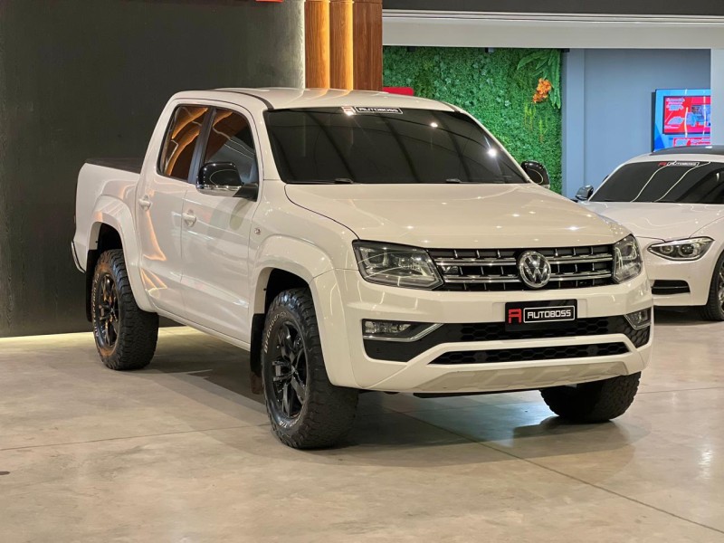 AMAROK 3.0 V6 TDI HIGHLINE CD DIESEL 4MOTION AUTOMÁTICO - 2019 - NOVO HAMBURGO