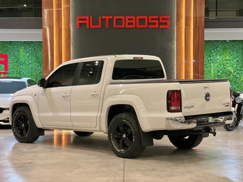 AMAROK 3.0 V6 TDI HIGHLINE CD DIESEL 4MOTION AUTOMÁTICO - 2019 - NOVO HAMBURGO