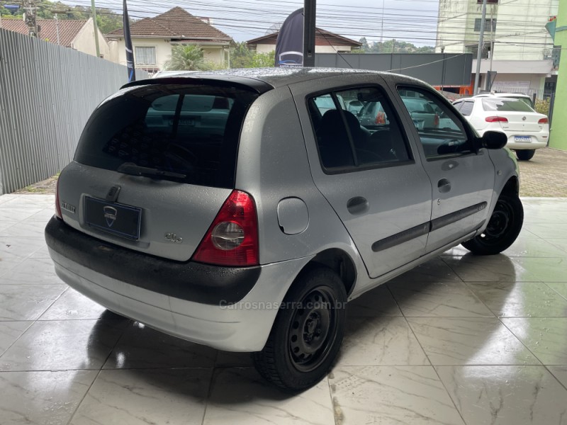 CLIO 1.0 EXPRESSION 16V FLEX 4P MANUAL - 2005 - CAXIAS DO SUL