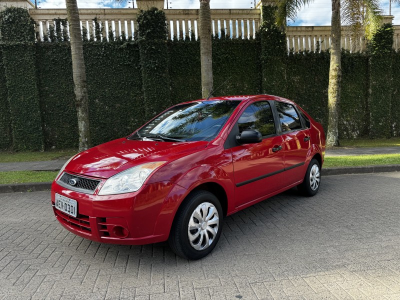 FIESTA 1.0 MPI SEDAN 8V FLEX 4P MANUAL - 2009 - CAXIAS DO SUL