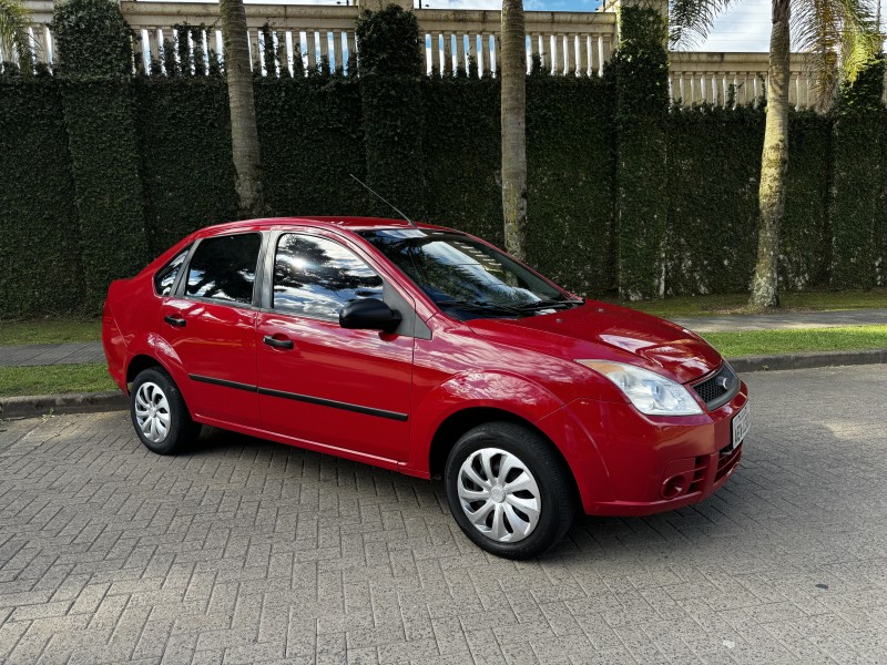 FIESTA 1.0 MPI SEDAN 8V FLEX 4P MANUAL - 2009 - CAXIAS DO SUL