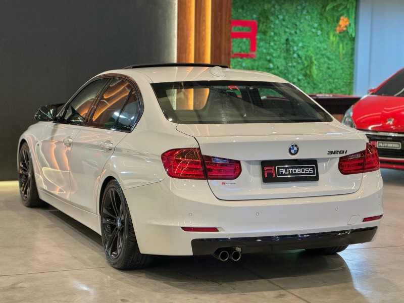 328I 2.0 M SPORT 16V ACTIVEFLEX 4P AUTOMÁTICO - 2015 - NOVO HAMBURGO