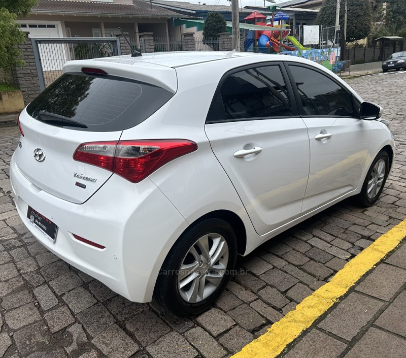 HB20 1.6 PREMIUM 16V FLEX 4P MANUAL - 2014 - BENTO GONçALVES