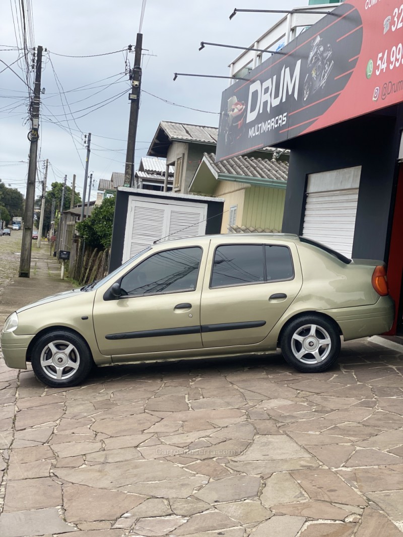 CLIO 1.6 RT SEDAN 16V GASOLINA 4P MANUAL - 2003 - CAXIAS DO SUL