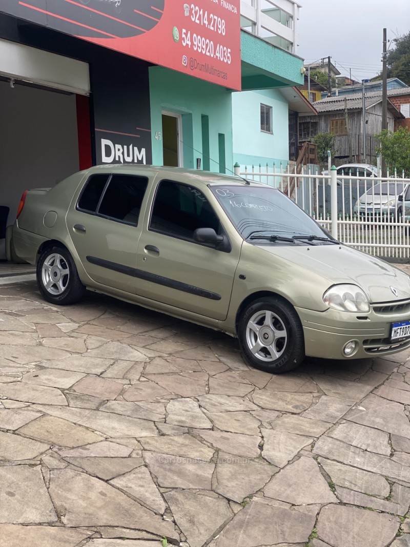 CLIO 1.6 RT SEDAN 16V GASOLINA 4P MANUAL - 2003 - CAXIAS DO SUL