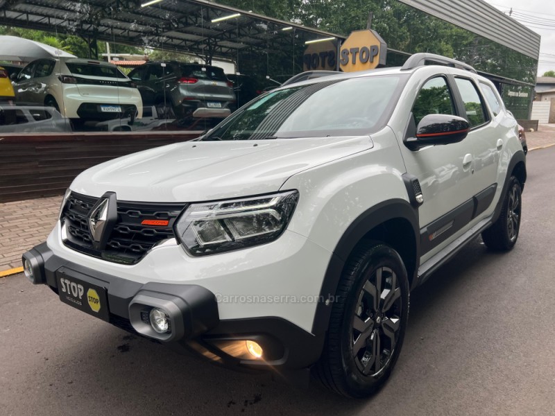 DUSTER 1.3 TCE ICONIC PLUS FLEX 4P AUTOMÁTICA