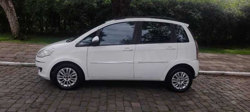 IDEA 1.6 MPI ESSENCE 16V FLEX 4P MANUAL - 2013 - FARROUPILHA