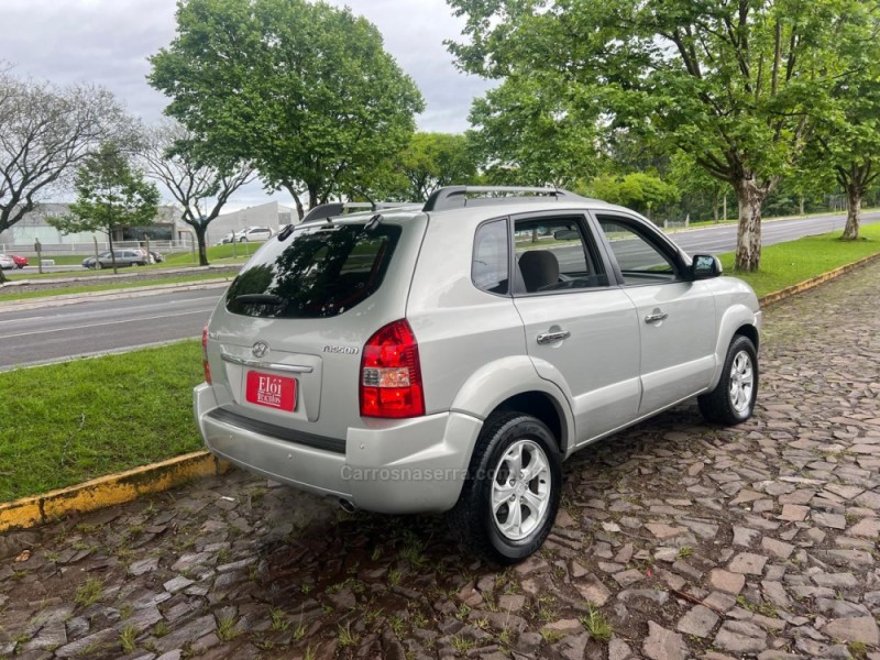 TUCSON 2.0 MPFI GLS BASE 16V 143CV 2WD GASOLINA 4P AUTOMÁTICO - 2012 - DOIS IRMãOS