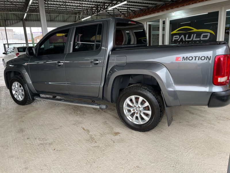 AMAROK 2.0 TRENDLINE 4X4 CD 16V TURBO INTERCOOLER DIESEL 4P AUTOMÁTICO - 2018 - VACARIA