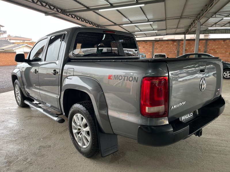 AMAROK 2.0 TRENDLINE 4X4 CD 16V TURBO INTERCOOLER DIESEL 4P AUTOMÁTICO