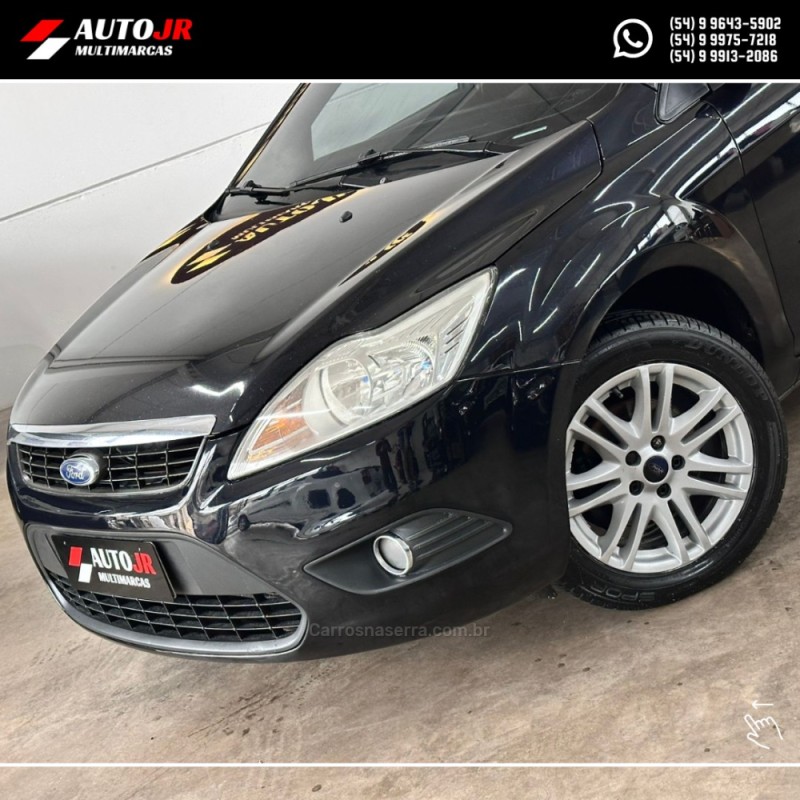 FOCUS 2.0 SEDAN 16V GASOLINA 4P MANUAL - 2012 - VACARIA