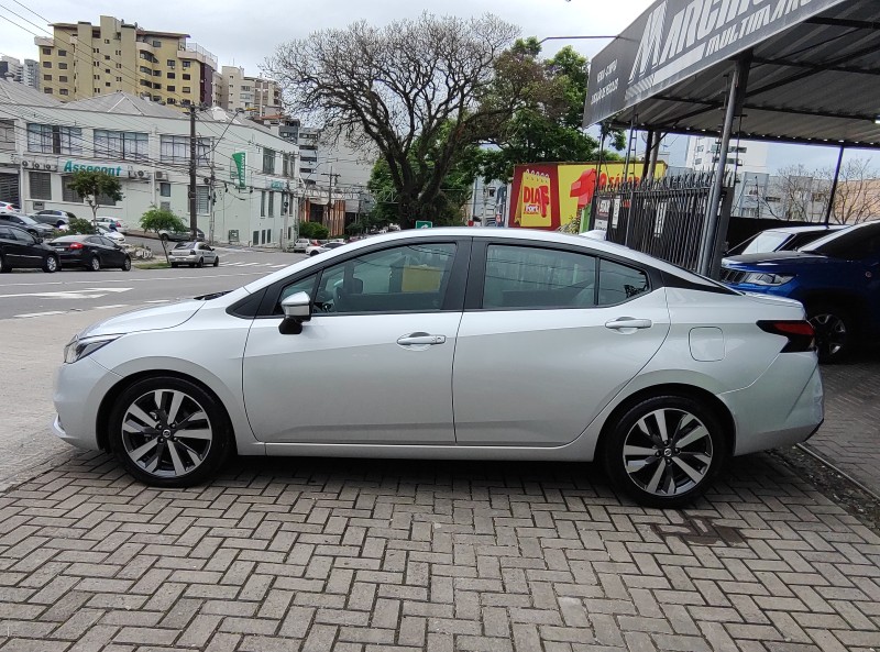 VERSA 1.6 EXCLUSIVE 16V FLEX 4P AUTOMÁTICO - 2021 - CAXIAS DO SUL