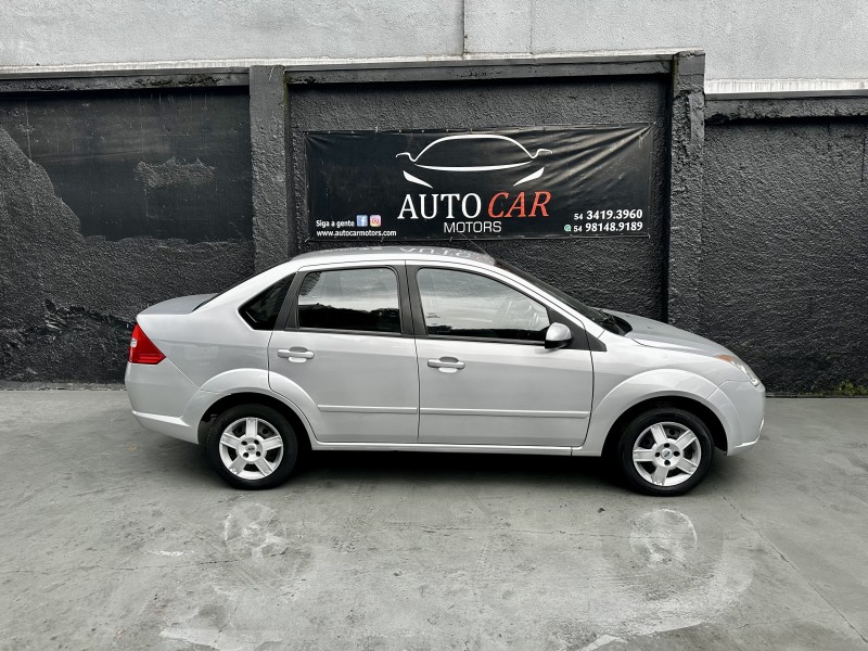 FIESTA 1.6 MPI SEDAN 8V FLEX 4P MANUAL - 2008 - CAXIAS DO SUL