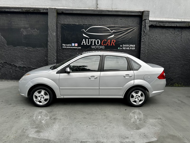 FIESTA 1.6 MPI SEDAN 8V FLEX 4P MANUAL - 2008 - CAXIAS DO SUL