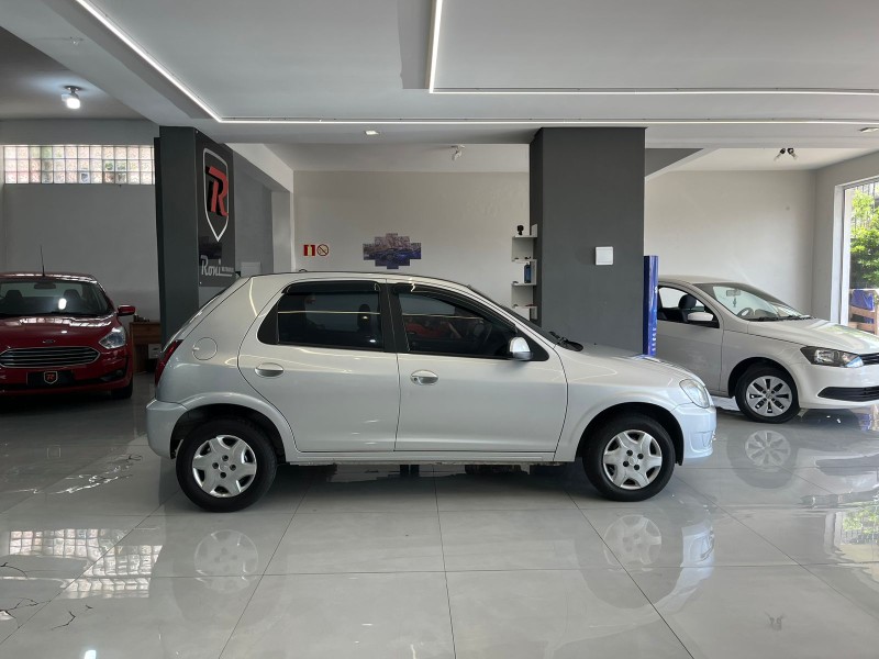 CELTA 1.0 MPFI LT 8V FLEX 4P MANUAL - 2014 - BENTO GONçALVES