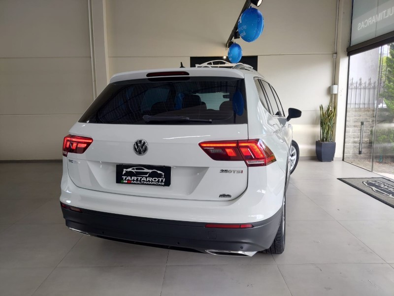 TIGUAN 1.4 ALLSPACE COMFORT 250 TSI FLEX 4P - 2018 - CAXIAS DO SUL