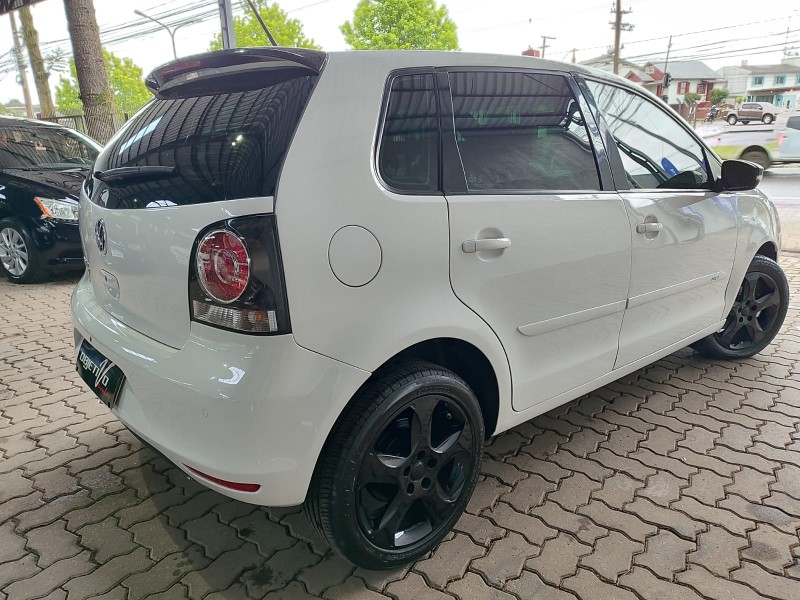 POLO 1.6 MI SPORTLINE 8V FLEX 4P MANUAL - 2013 - CAXIAS DO SUL