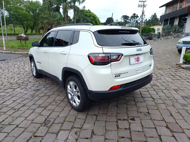 COMPASS 2.0 16V DIESEL LONGITUDE 4X4 AUTOMÁTICO - 2022 - FLORES DA CUNHA