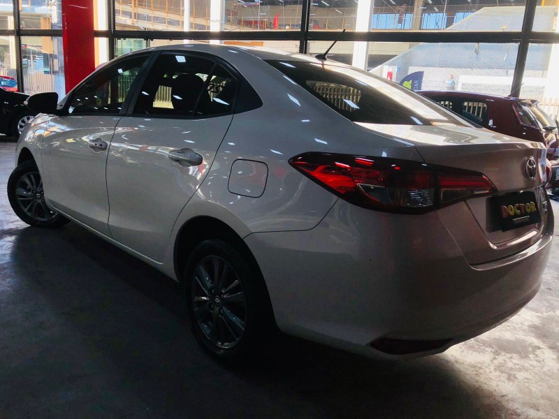 YARIS 1.5 XL PLUS CONNECT 16V FLEX 4P AUTOMÁTICO - 2020 - SãO LEOPOLDO