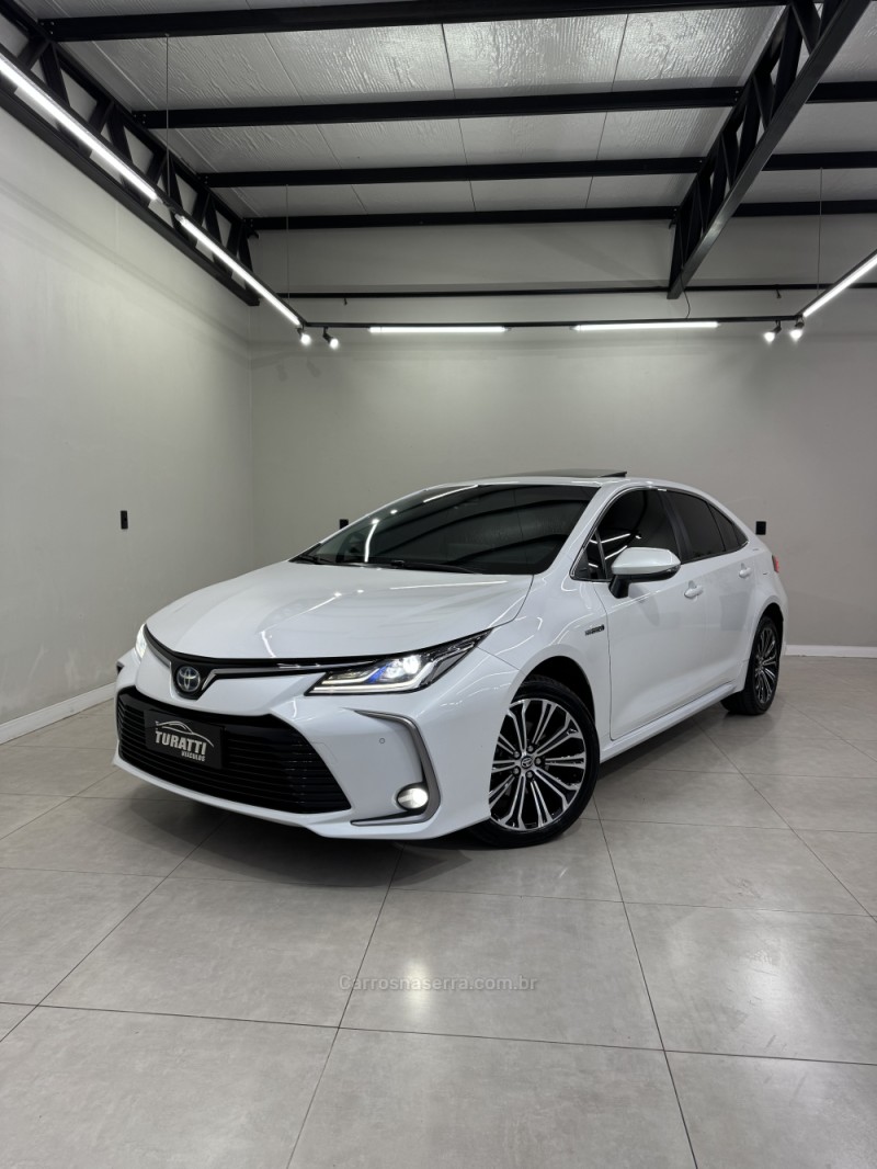 COROLLA 1.8 ALTIS PREMIUM 16V HÍBRIDO 4P AUTOMÁTICO - 2022 - ENCANTADO