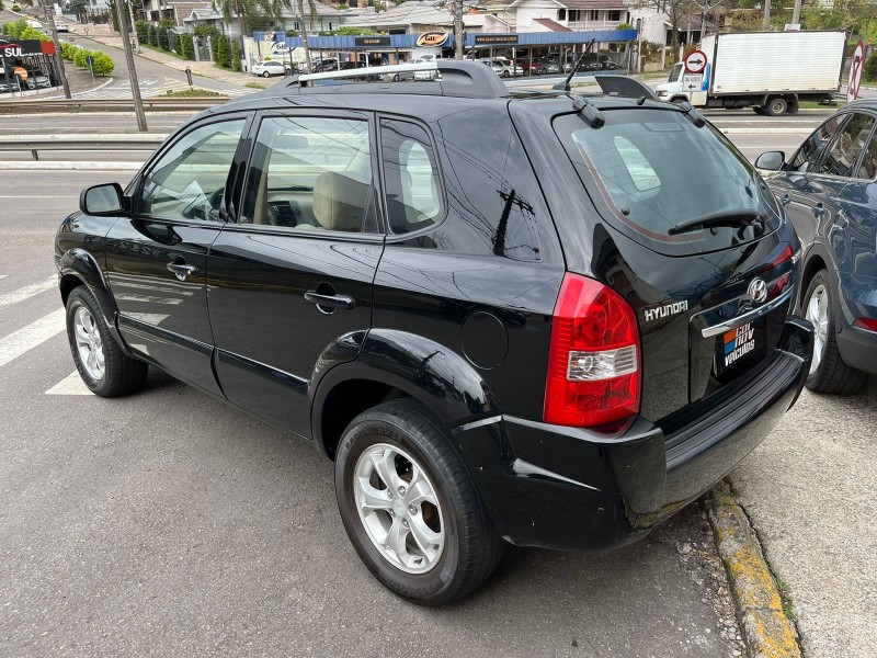 TUCSON 2.0 MPFI GLS 16V 143CV 2WD FLEX 4P AUTOMÁTICO - 2010 - CAXIAS DO SUL