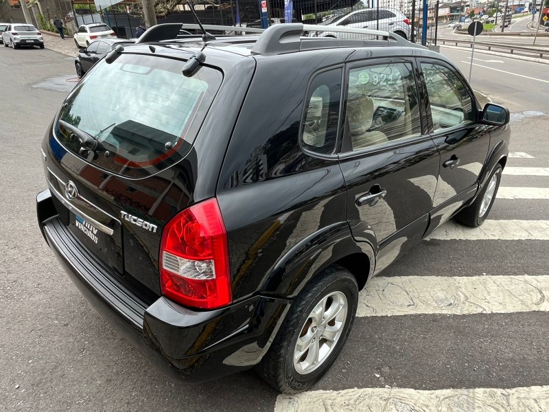 TUCSON 2.0 MPFI GLS 16V 143CV 2WD FLEX 4P AUTOMÁTICO - 2010 - CAXIAS DO SUL