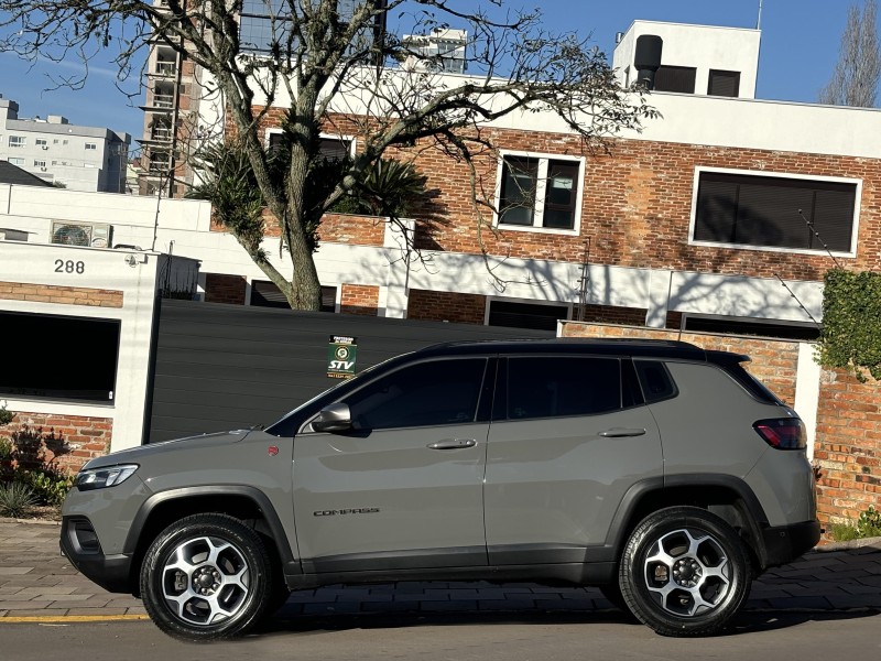 COMPASS 2.0 TRAILHAWK TD350 TURBO DIESEL 4X4 4P AUTOMÁTICO - 2022 - FARROUPILHA