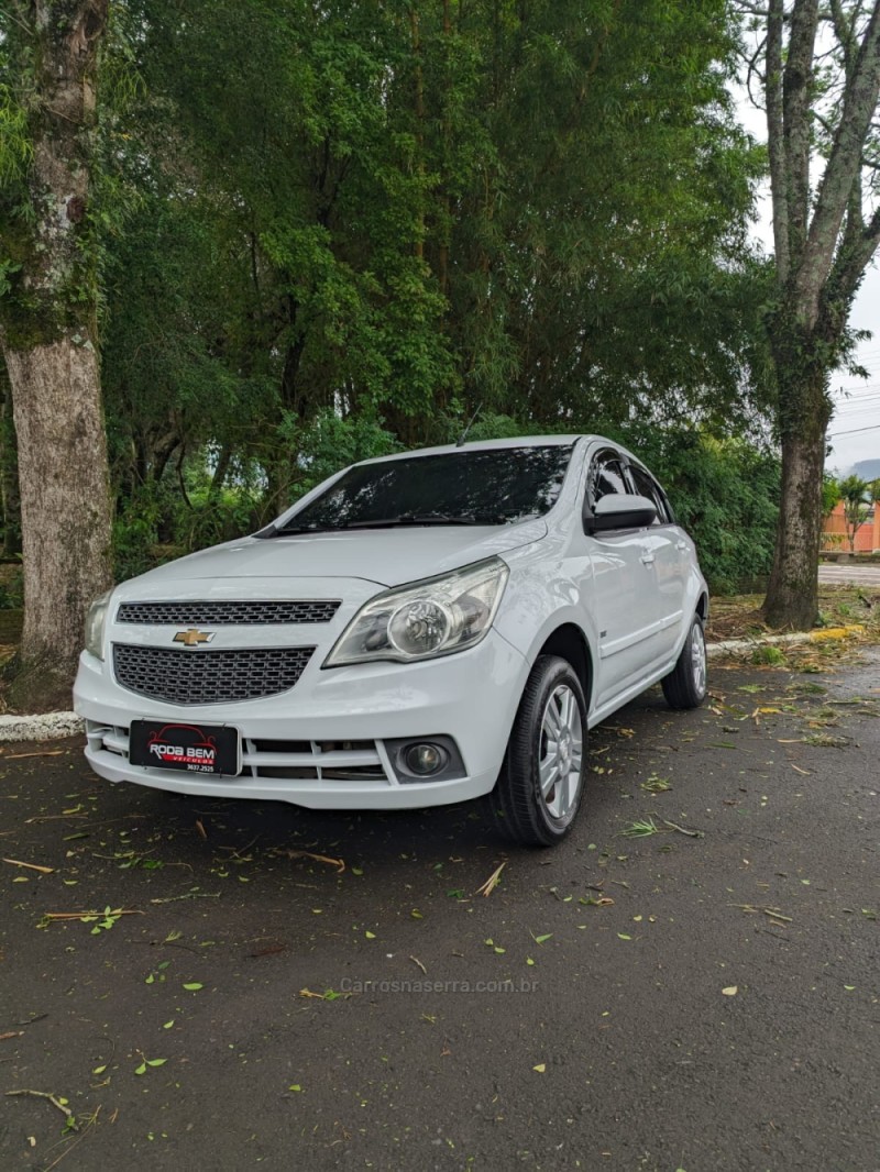 AGILE 1.4 MPFI LTZ 8V FLEX 4P MANUAL - 2011 - FELIZ