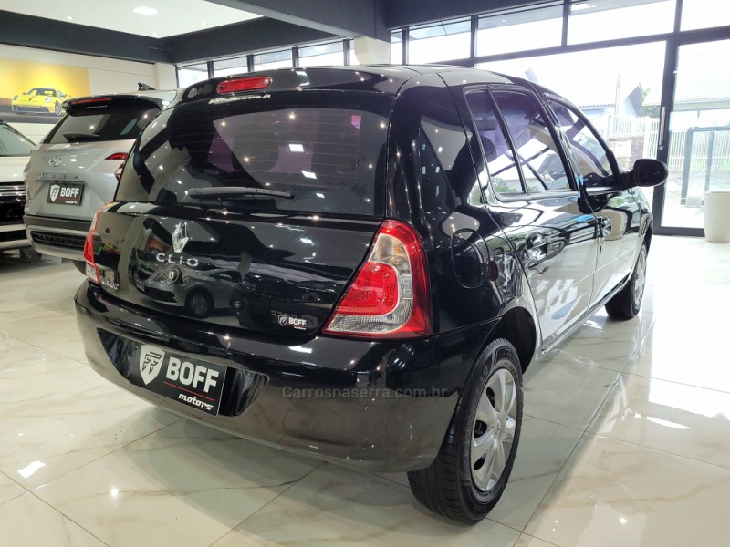 CLIO 1.0 EXPRESSION 16V FLEX 4P MANUAL - 2016 - CAXIAS DO SUL