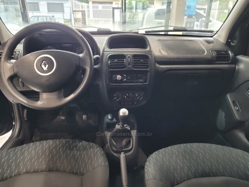 CLIO 1.0 EXPRESSION 16V FLEX 4P MANUAL - 2016 - CAXIAS DO SUL