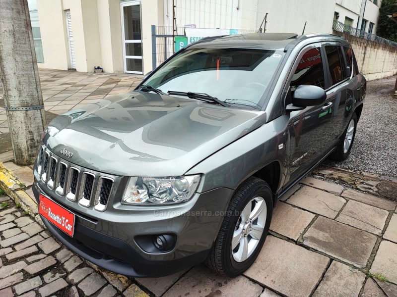 COMPASS 2.0 16V FLEX SPORT AUTOMÁTICO - 2013 - FARROUPILHA