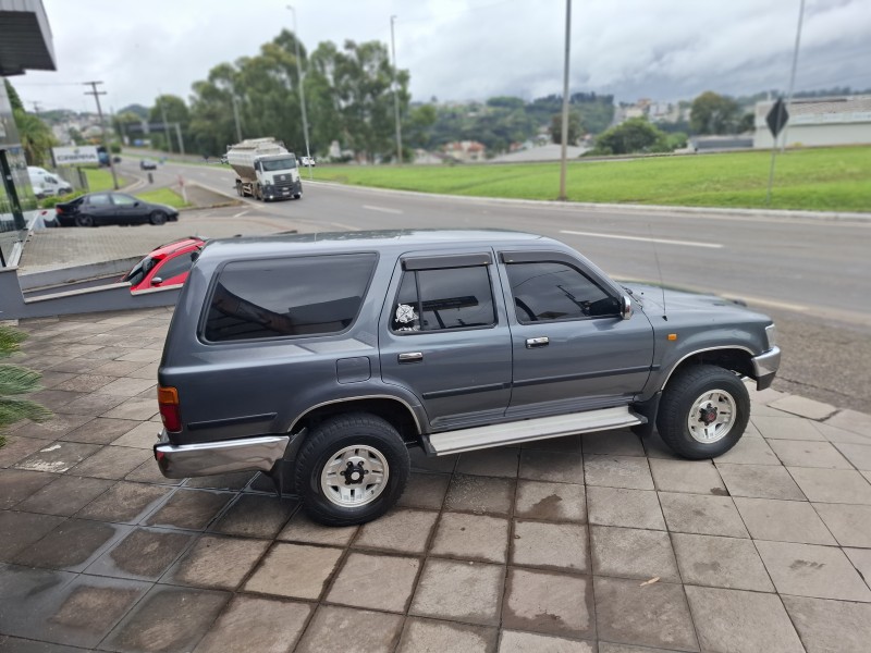 HILUX SW4 2.8 4X4 8V DIESEL 4P MANUAL - 1995 - FARROUPILHA