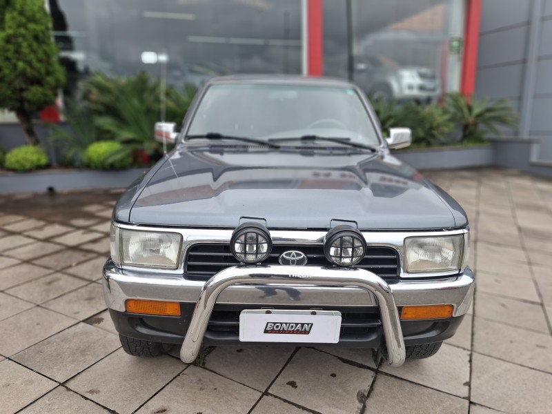 HILUX SW4 2.8 4X4 8V DIESEL 4P MANUAL - 1995 - FARROUPILHA