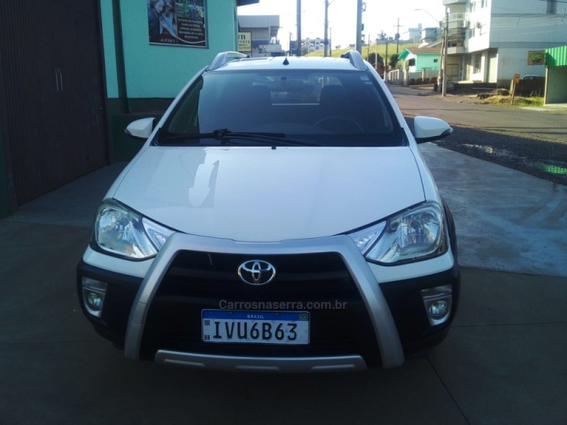 ETIOS CROSS 1.5 16V FLEX 4P MANUAL - 2014 - ARROIO DO MEIO