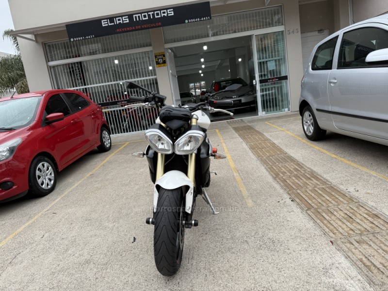 STREET TRIPLE 675 ABS - 2016 - BENTO GONçALVES