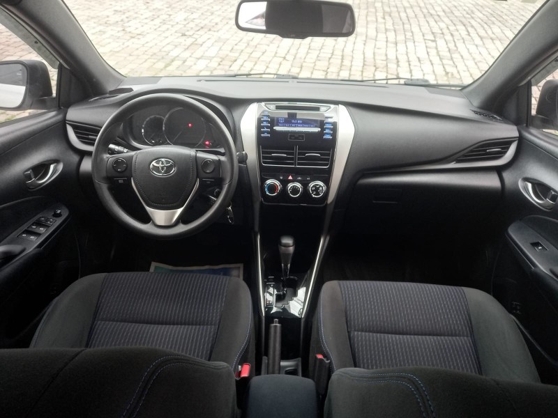 YARIS 1.3 XL LIVE 16V FLEX 4P AUTOMÁTICO - 2019 - CAXIAS DO SUL