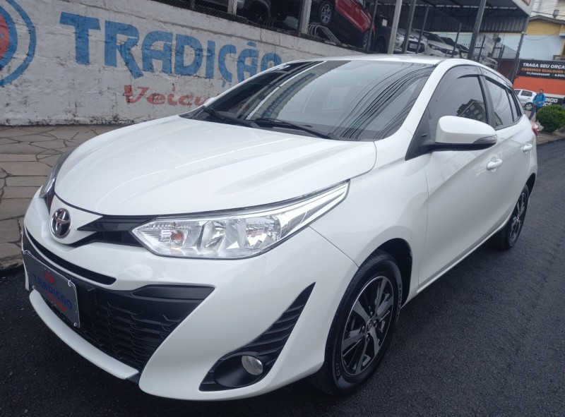 YARIS 1.3 XL LIVE 16V FLEX 4P AUTOMÁTICO - 2019 - CAXIAS DO SUL