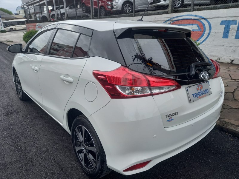 YARIS 1.3 XL LIVE 16V FLEX 4P AUTOMÁTICO - 2019 - CAXIAS DO SUL