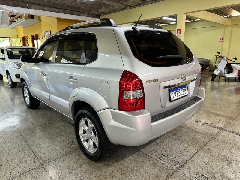 TUCSON 2.0 MPFI GLS 16V 143CV 2WD FLEX 4P AUTOMÁTICO - 2016 - NOVA PETRóPOLIS