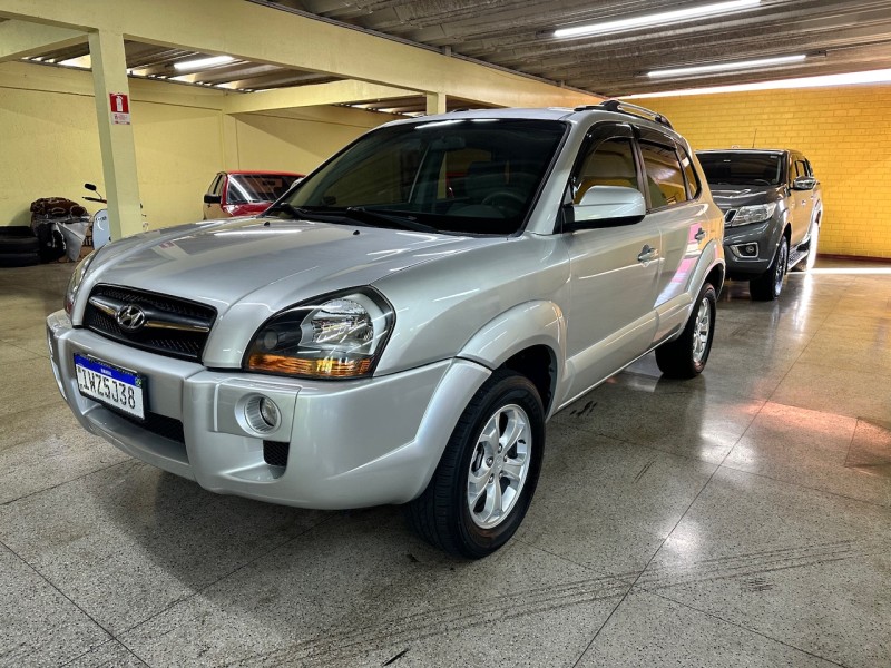 TUCSON 2.0 MPFI GLS 16V 143CV 2WD FLEX 4P AUTOMÁTICO