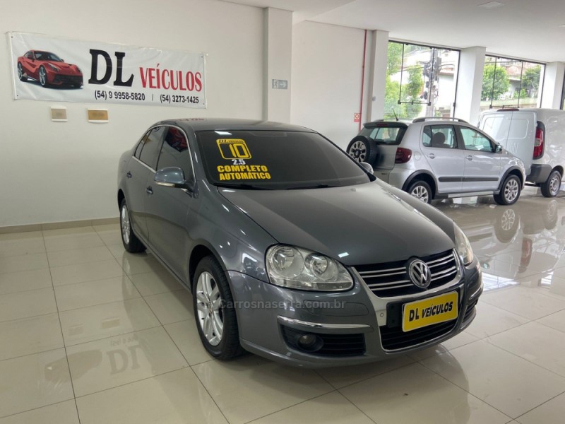 JETTA 2.5 I 20V 170CV GASOLINA 4P TIPTRONIC - 2010 - NOVA BASSANO