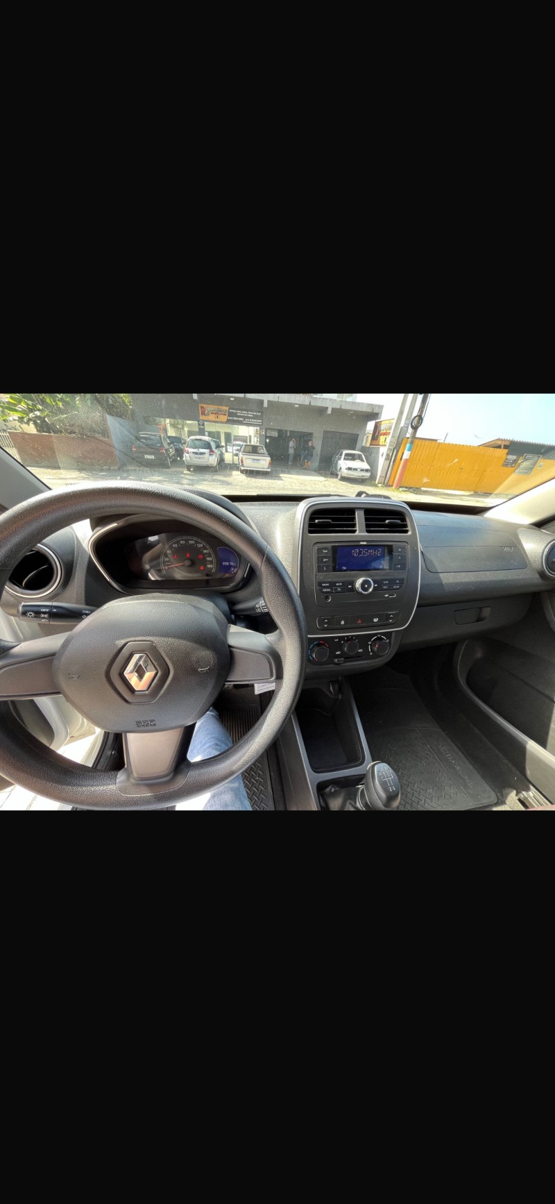 KWID 1.0 12V SCE FLEX INTENSE MANUAL - 2020 - FARROUPILHA