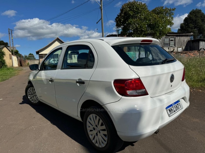 GOL 1.0 MI TREND 8V FLEX 4P MANUAL - 2011 - VACARIA