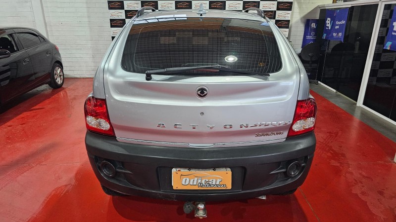 ACTYON 2.3 GLX 4X2 16V 150CV GASOLINA 4P AUTOMÁTICO - 2010 - CAXIAS DO SUL