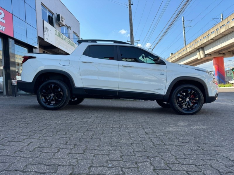 TORO 2.4 16V FREEDOM ROAD TIGERSHARK FLEX 4P AUTOMÁTICO - 2018 - NOVO HAMBURGO