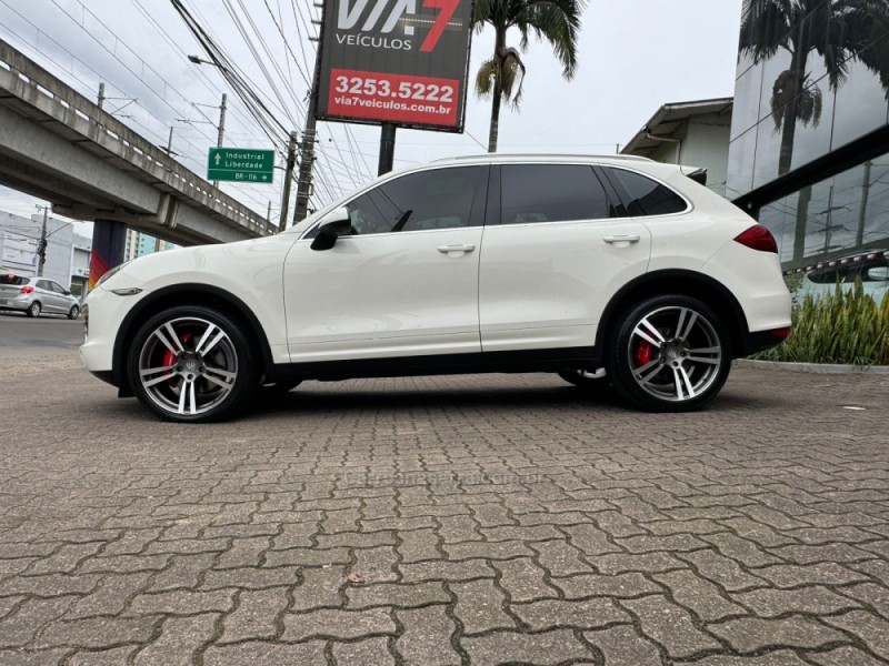 CAYENNE 3.6 4X4 V6 24V GASOLINA 4P TIPTRONIC - 2011 - NOVO HAMBURGO