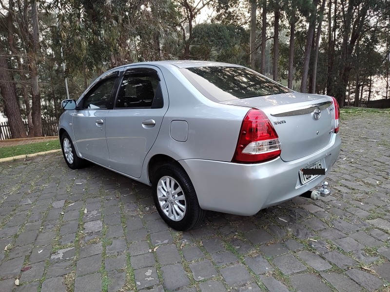 ETIOS 1.5 XLS 16V FLEX 4P MANUAL - 2013 - CAXIAS DO SUL