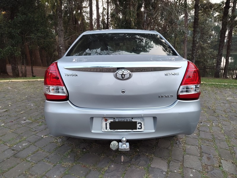 ETIOS 1.5 XLS 16V FLEX 4P MANUAL - 2013 - CAXIAS DO SUL